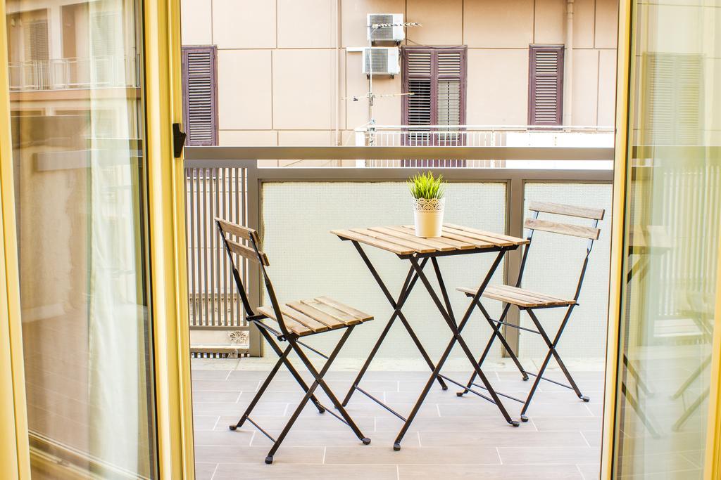 Kalamonjo Suite&Rooms Palermo Luaran gambar