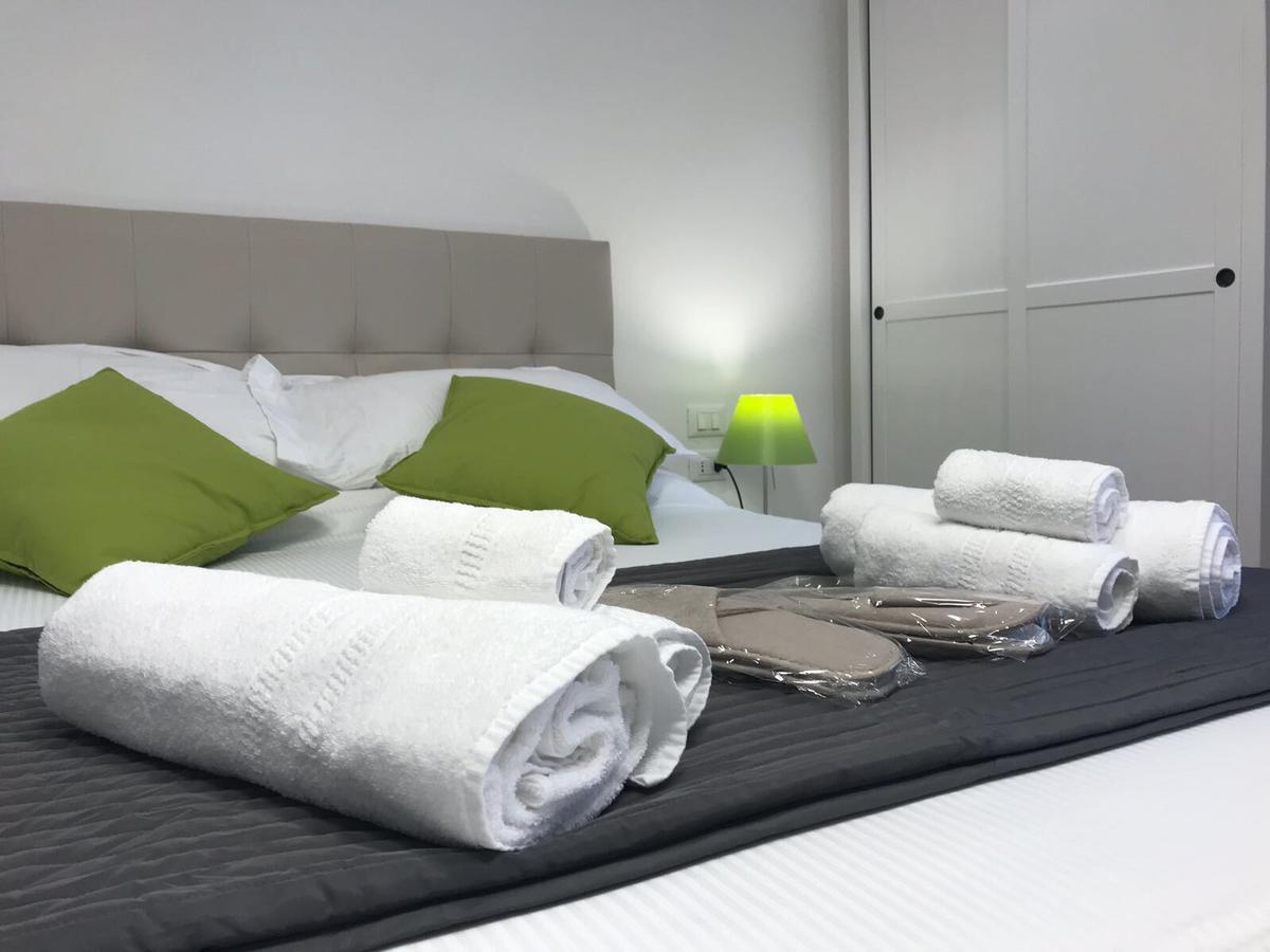 Kalamonjo Suite&Rooms Palermo Luaran gambar